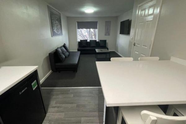 Ryan I Air I Bnb - 102 Mill Street - Free Parking Liverpool Szoba fotó