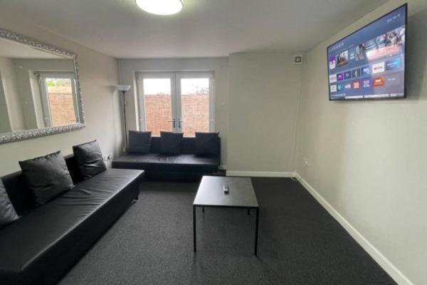 Ryan I Air I Bnb - 102 Mill Street - Free Parking Liverpool Szoba fotó