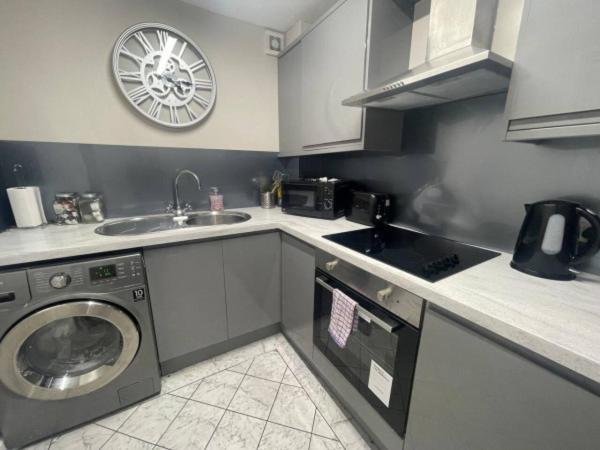 Ryan I Air I Bnb - 102 Mill Street - Free Parking Liverpool Szoba fotó