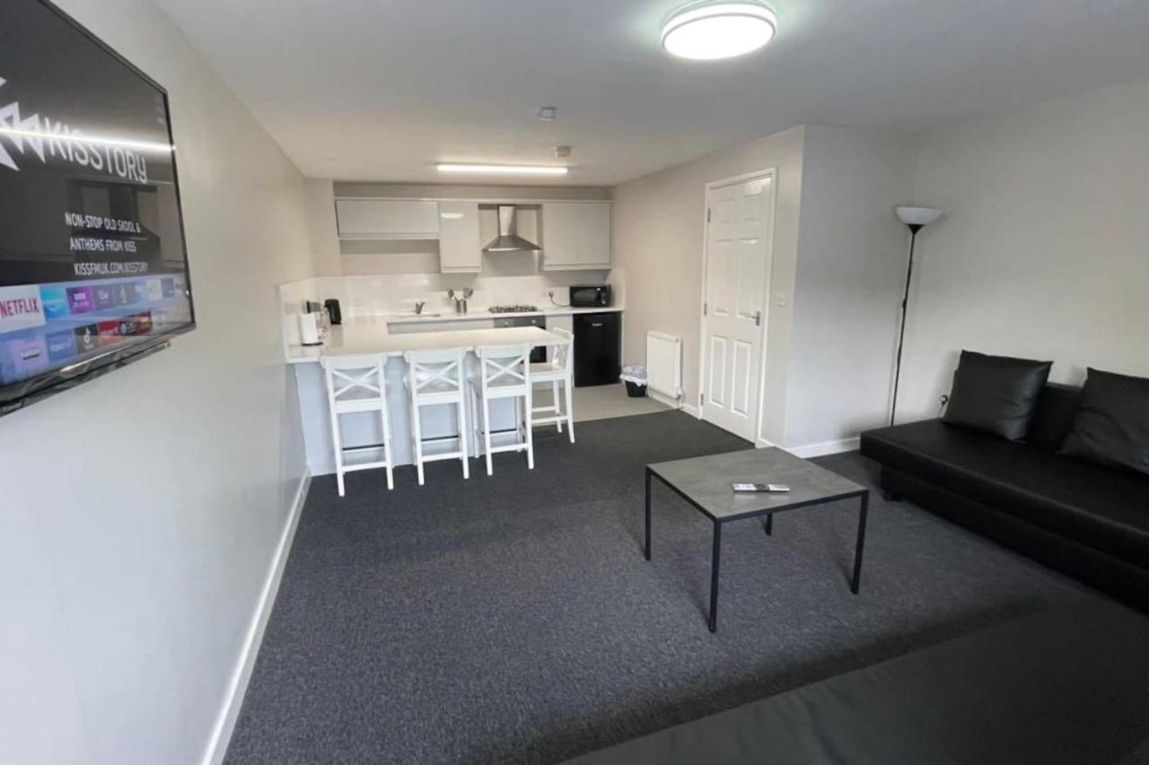 Ryan I Air I Bnb - 102 Mill Street - Free Parking Liverpool Szoba fotó